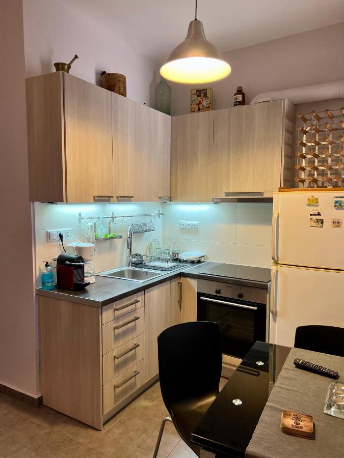 Central Kalamata Cozy Apartment Kültér fotó
