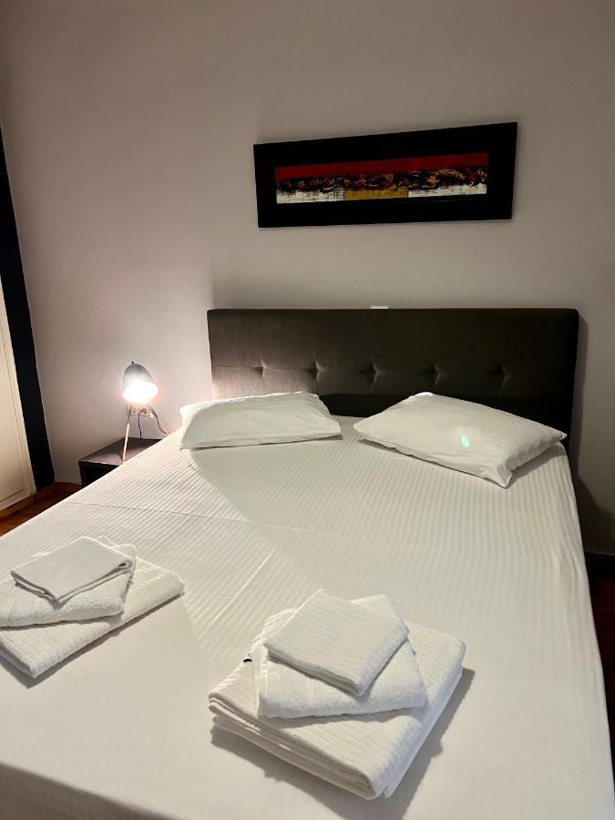 Central Kalamata Cozy Apartment Kültér fotó