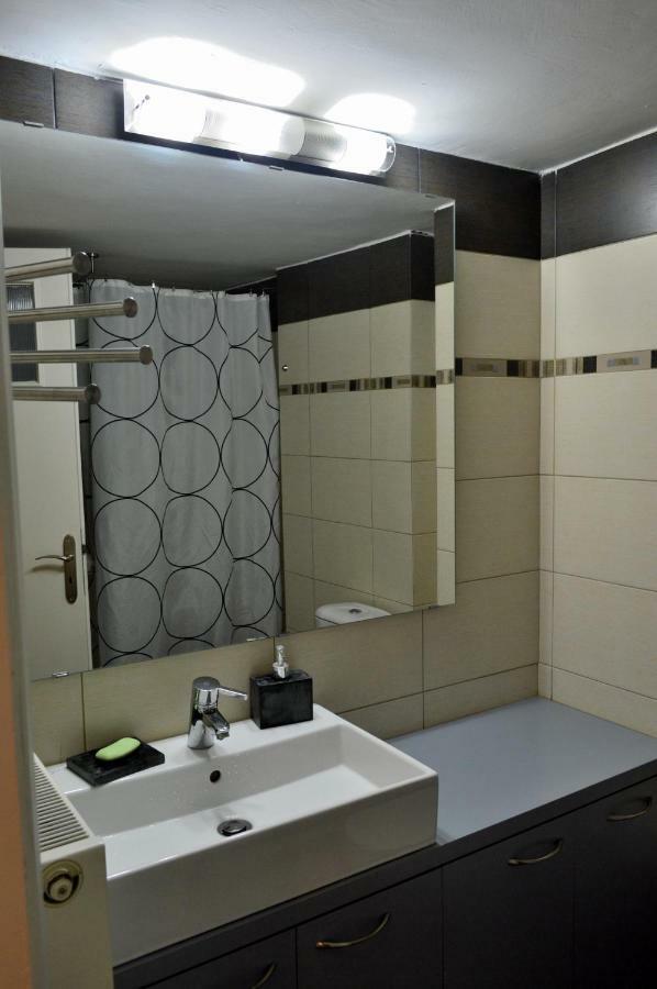 Central Kalamata Cozy Apartment Kültér fotó